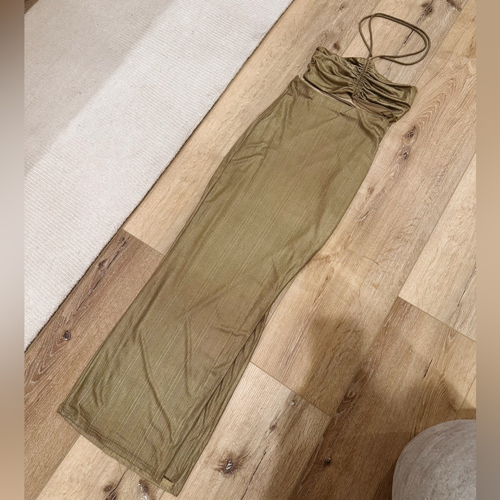 Revolve Set - image 1